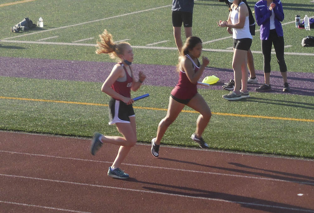 maddy track meet 4x4 relay