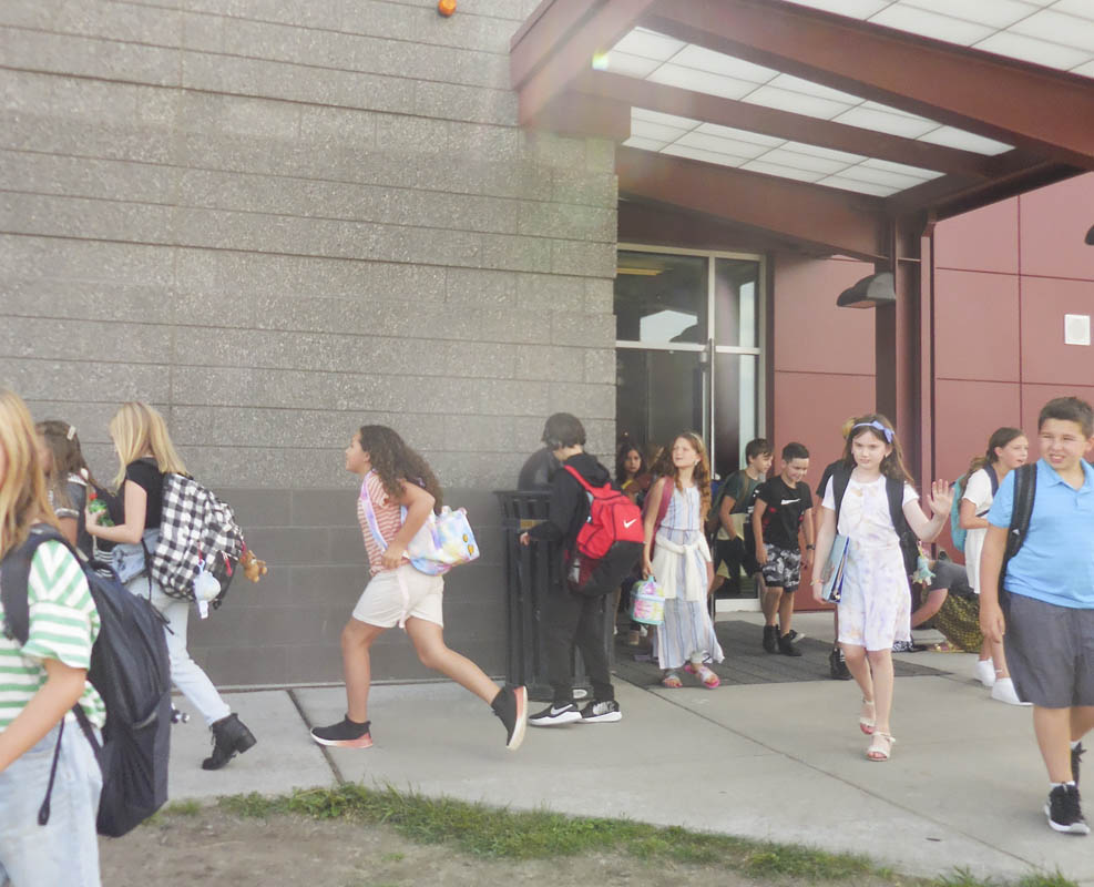 end first day of fifth grade