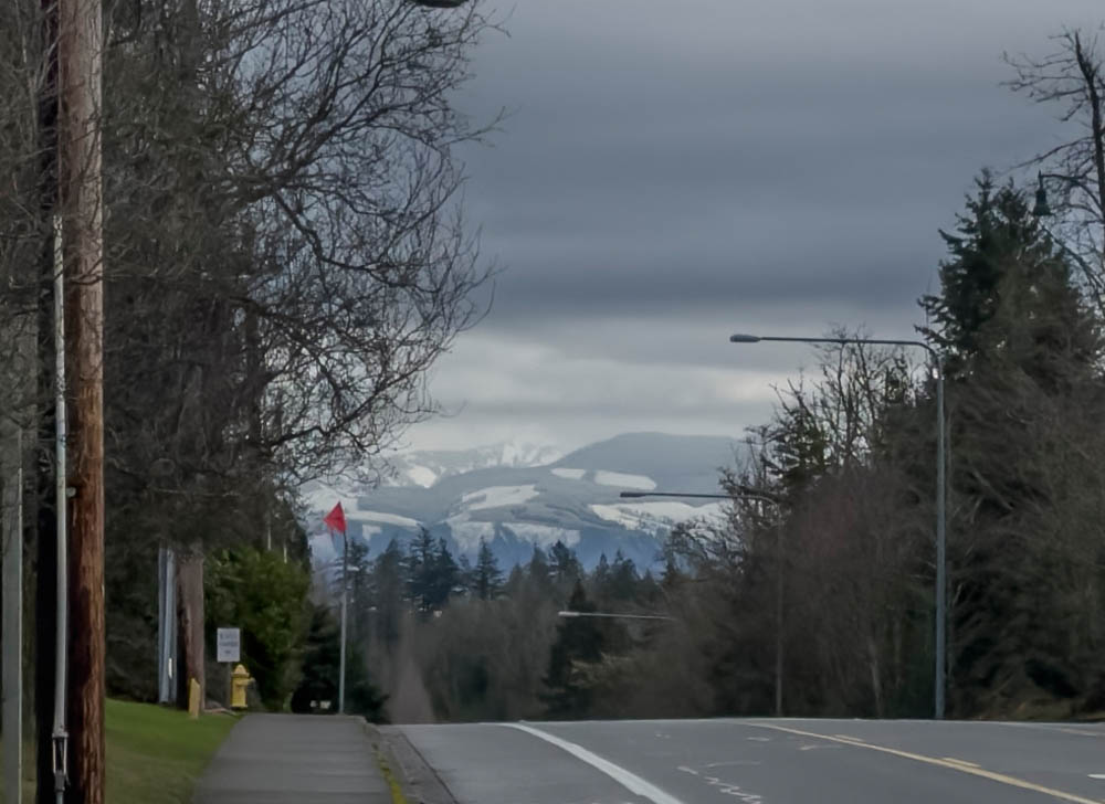 cascades mtns from sammamish